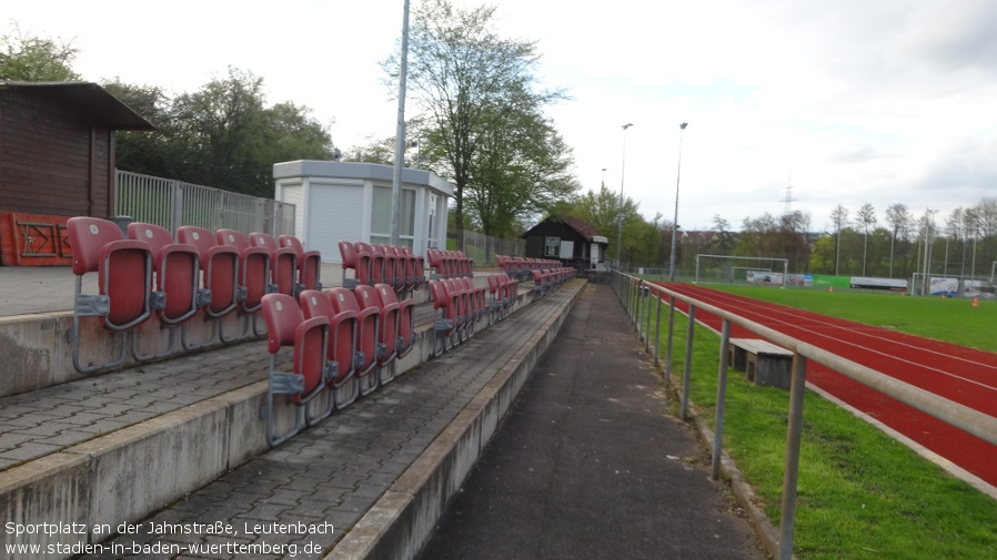 Leutenbach, Sportplatz an der Jahnstraße