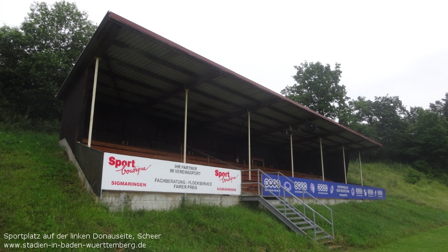 Scheer, Sportplatz auf der linken Donauseite