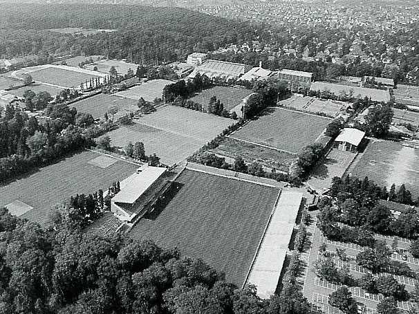 GAZI-Stadion auf der Waldau (ehemals Waldau-Stadion, Kirckers-Platz), Stuttgart