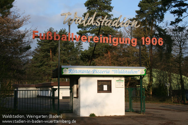 Waldstadion, Weingarten (Baden)