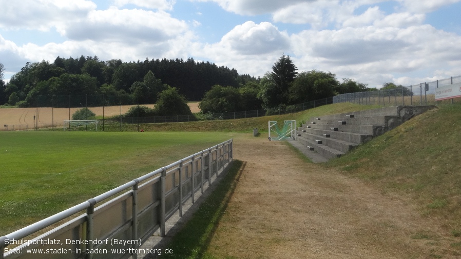 Denkendorf, Schulsportplatz (Bayern)