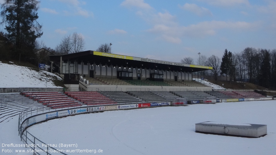 Passau, Dreiflüssestadion