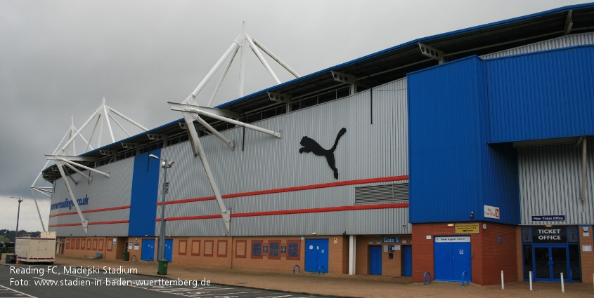 Madejski Stadium, Reading FC