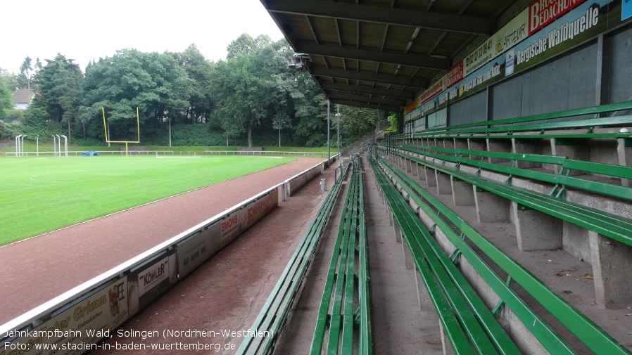 Jahnkampfbahn (Walder Stadion), Solingen